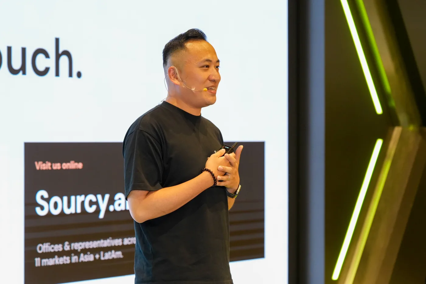 Sourcy presentation on stage